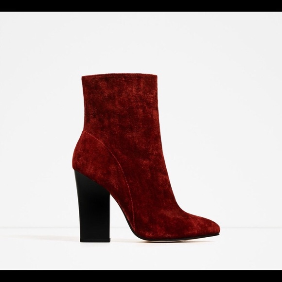 ZARA BLOGGERS FAV RED VELVET ANKLE BOOTS BOOTIES BRAND NEW WITH TAGS US 6.5 - Picture 1 of 7